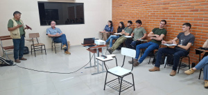ASCIM y FIDA presentaron su trabajo ante estudiantes de la UNA