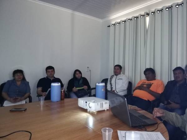 Intercambio con representantes del pueblo