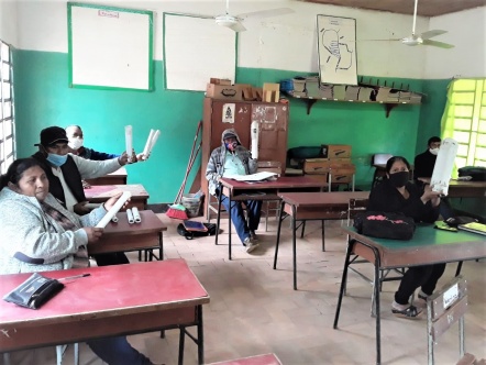 Directores de instituciones educativas se capacitan en el uso de computadoras