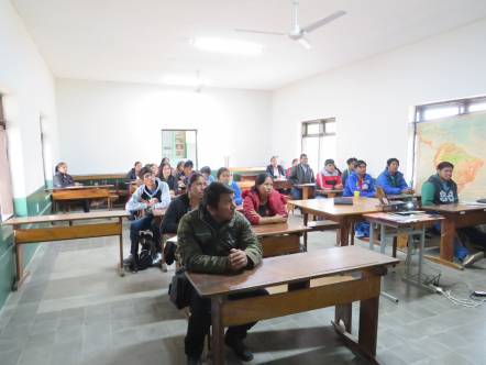 Profesionalización de docentes bachilleres