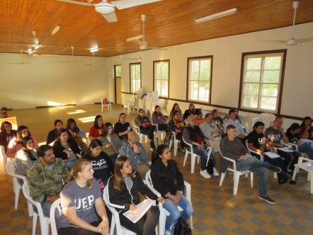 Donación de libros a la ASCIM